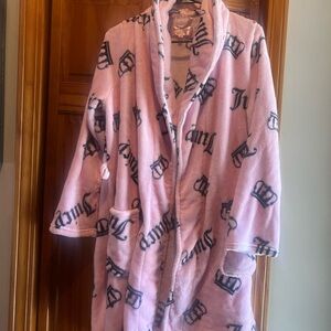 Juicy Couture L/XL Pink Fleece Robe with Black Logo